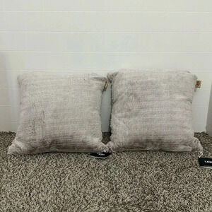 Ugg Dawson Textured 2 Pillows of Set